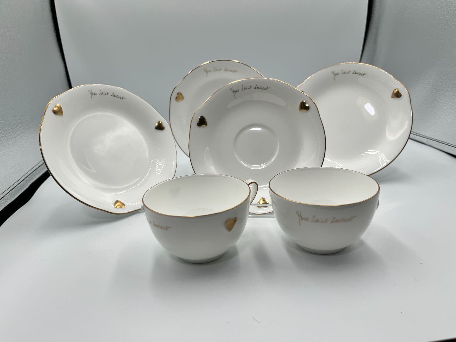 ケーキプレート2枚付き Yves Saint Laurent イヴサンローラン カップ-ソーサー 2客セット