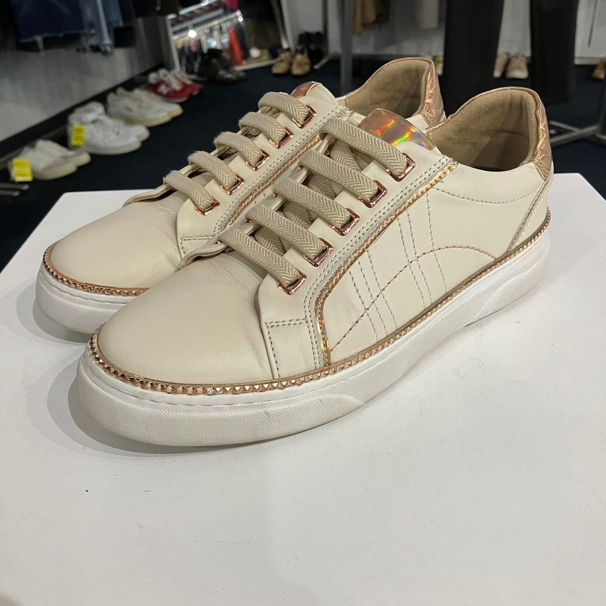 【雷市場（ポンジャン）商品韓国直送】235 MISOPE(ミソペ) ロー スニーカーズ
