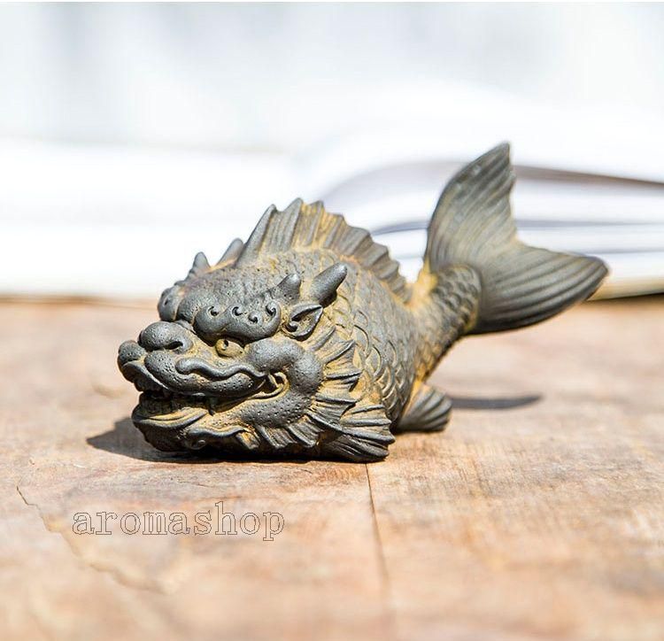 躍龍門 竜魚 デスクトップ 茶寵 マスコット 書卓 装飾品 工芸品 置物 躍龍門 竜魚 デスクトップ 茶寵 マスコット 書卓 装飾品 工芸品