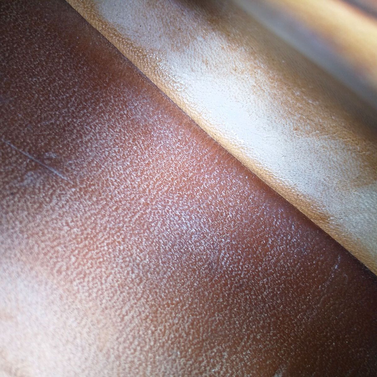 タッセルローファー