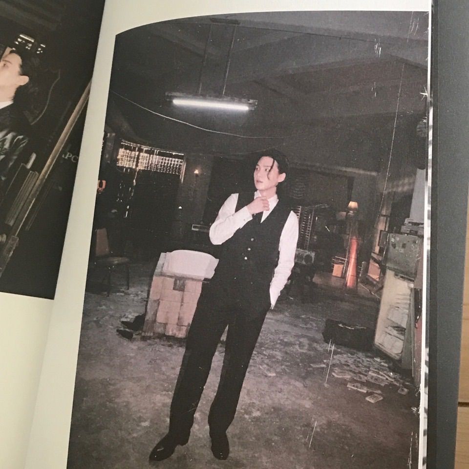 Agust D(SUGA) 直筆サイン「D-DAY」VERSION 01 CD Agust D(SUGA) 直筆サイン「D-DAY」VERSION 01 CD - メルカリ
