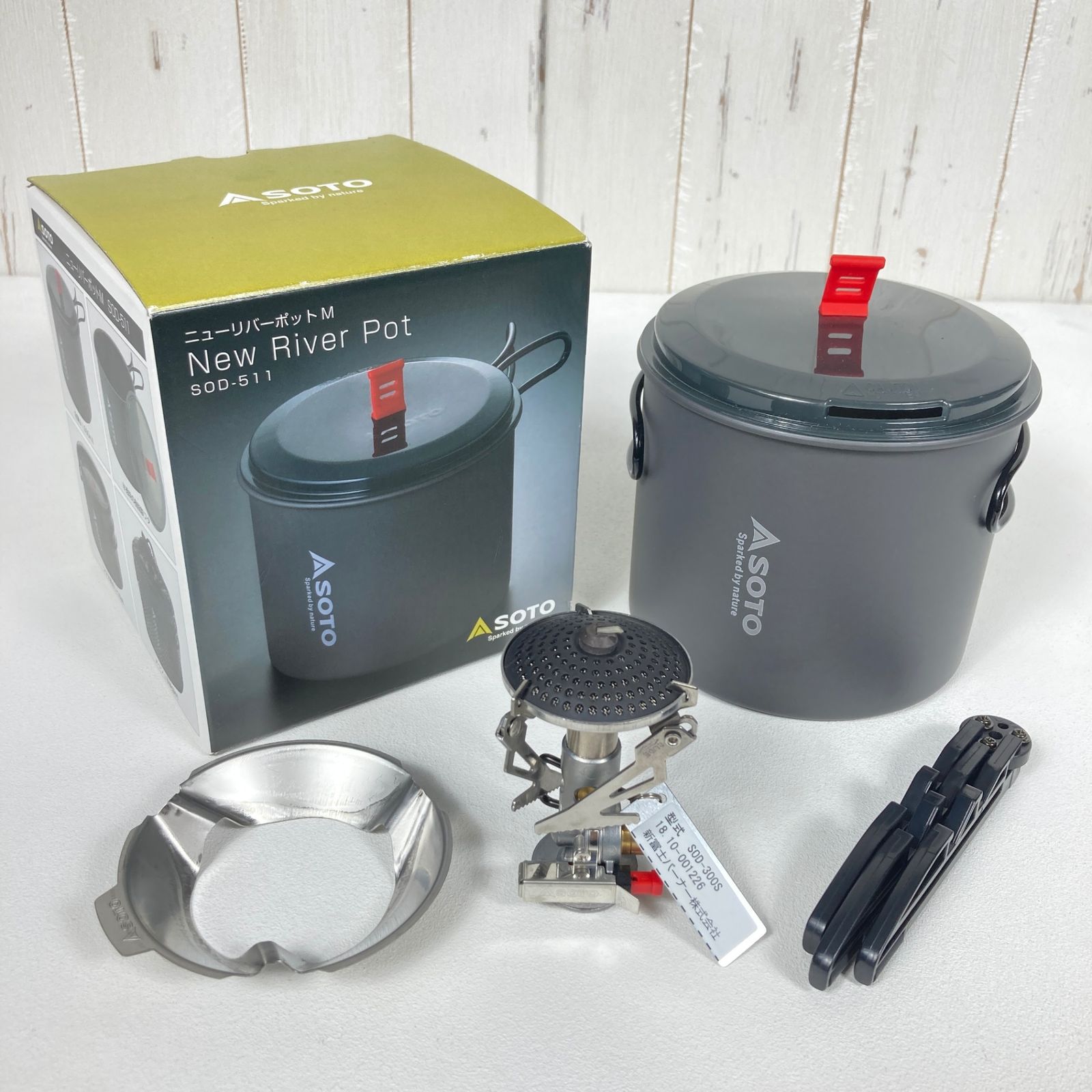 OneSize シルバー系 Soto ソト マイクロレギュレーターストーブ Sod-300S ウインドスクリーン Sod-451 ニューリバーポット Mサイズ クッカー Sod-511 スタビライザー St-411 セ