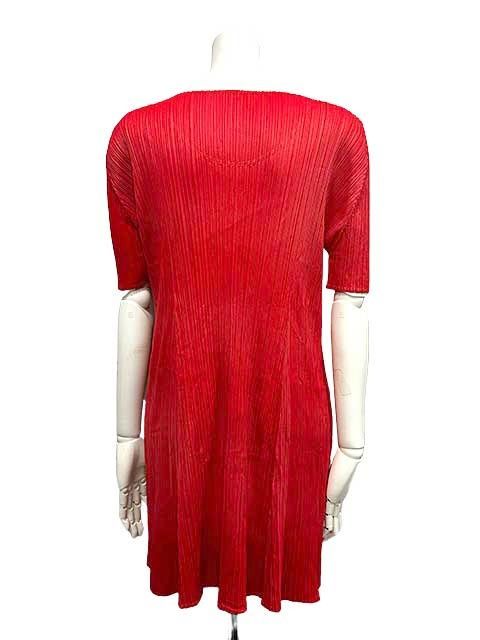 【中古】PLEATS PLEASE ISSEY MIYAKE プリーツ プリーズ イッセイミヤケ トップス　レッド　サイズ3　日本製　半袖　着丈長め＿S23＿s-0562-r23 中古】PLEATS PLEASE ISSEY MIYAKE プリーツ プリーズ イッセイミヤケ