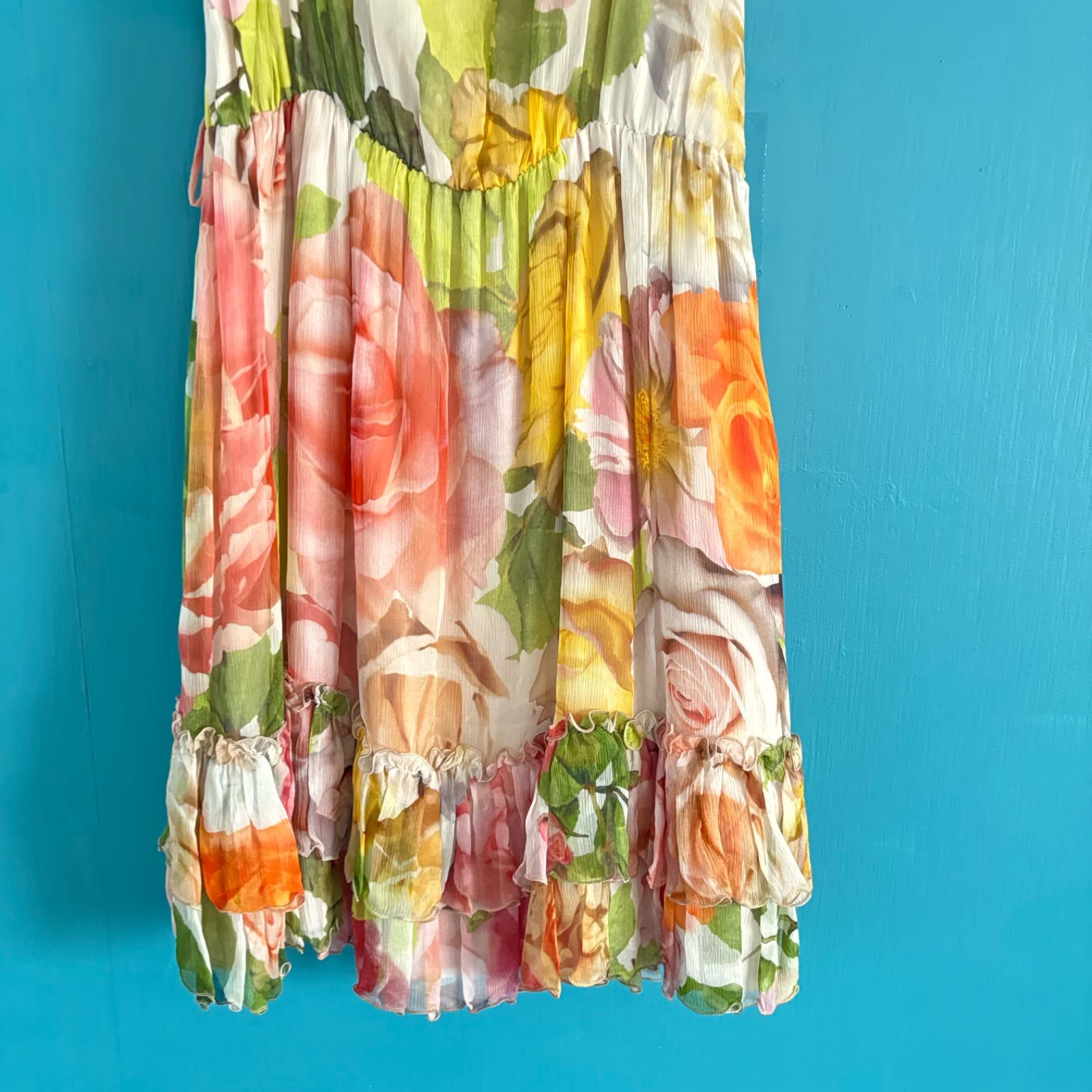 1299 BLUGIRL ブルーガール 花柄マルチカラー サイズS ふんわり  