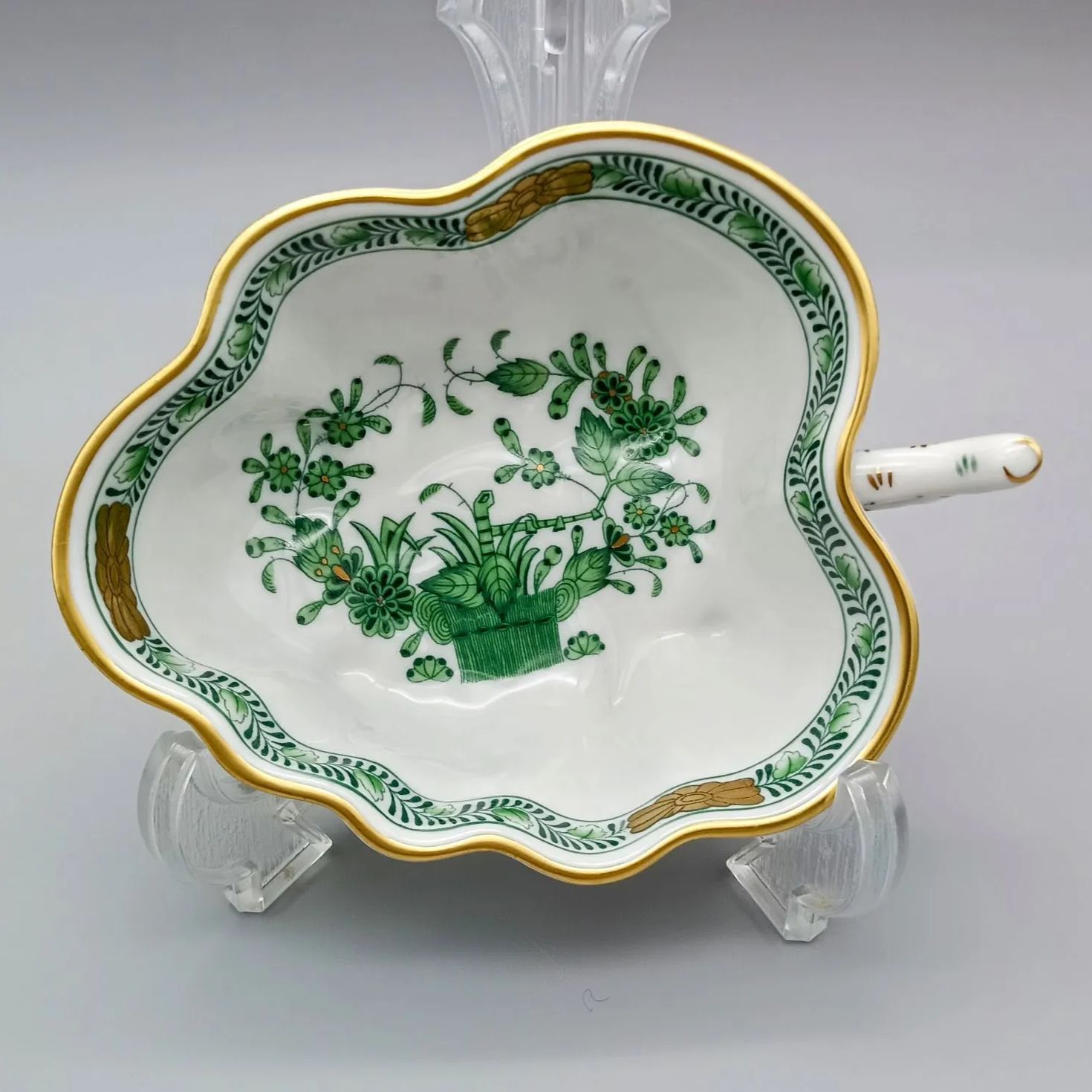 317 希少 人間国宝 井上萬二 白磁花型小鉢 5客 未使用 有田焼 人間国宝