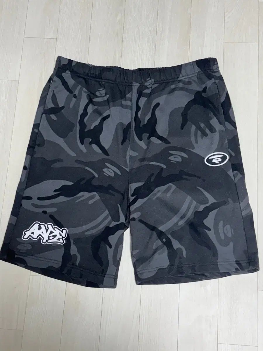 A BATHING APE ハーフパンツ A Bathing Ape シャーク ハーフパンツ