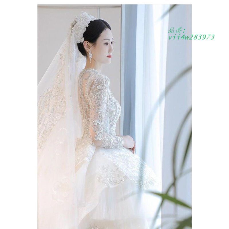 ウェディングドレス 白