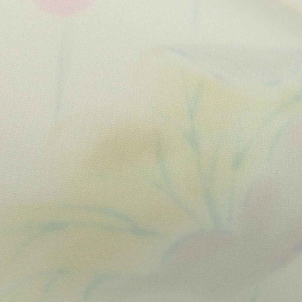 ホワイト系 薄緑