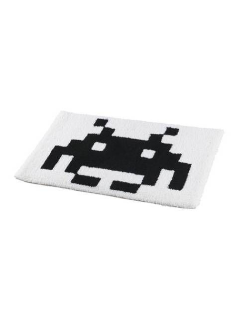 メディコムトイ SPACE INVADERS 「RUG2」 WHITE - FAT MAMA - メルカリ