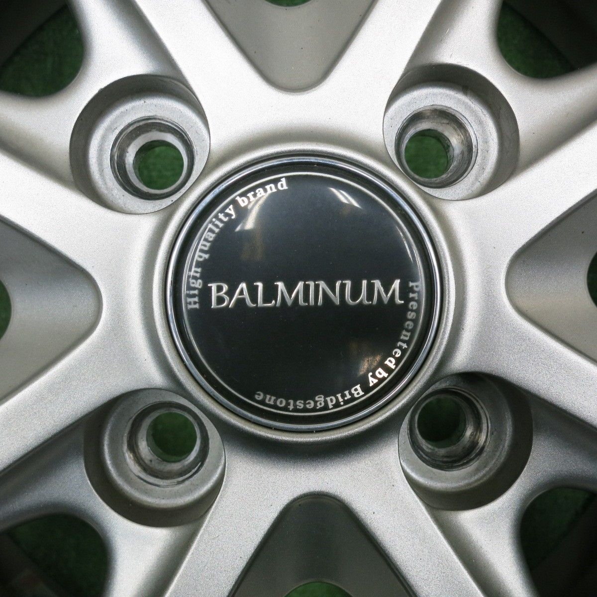 【2023.2024年製バリ溝】ブリヂストンスタッドレス155/65R14 2023.2024年製バリ溝】ブリヂストンスタッドレス155/65R14 バリ溝