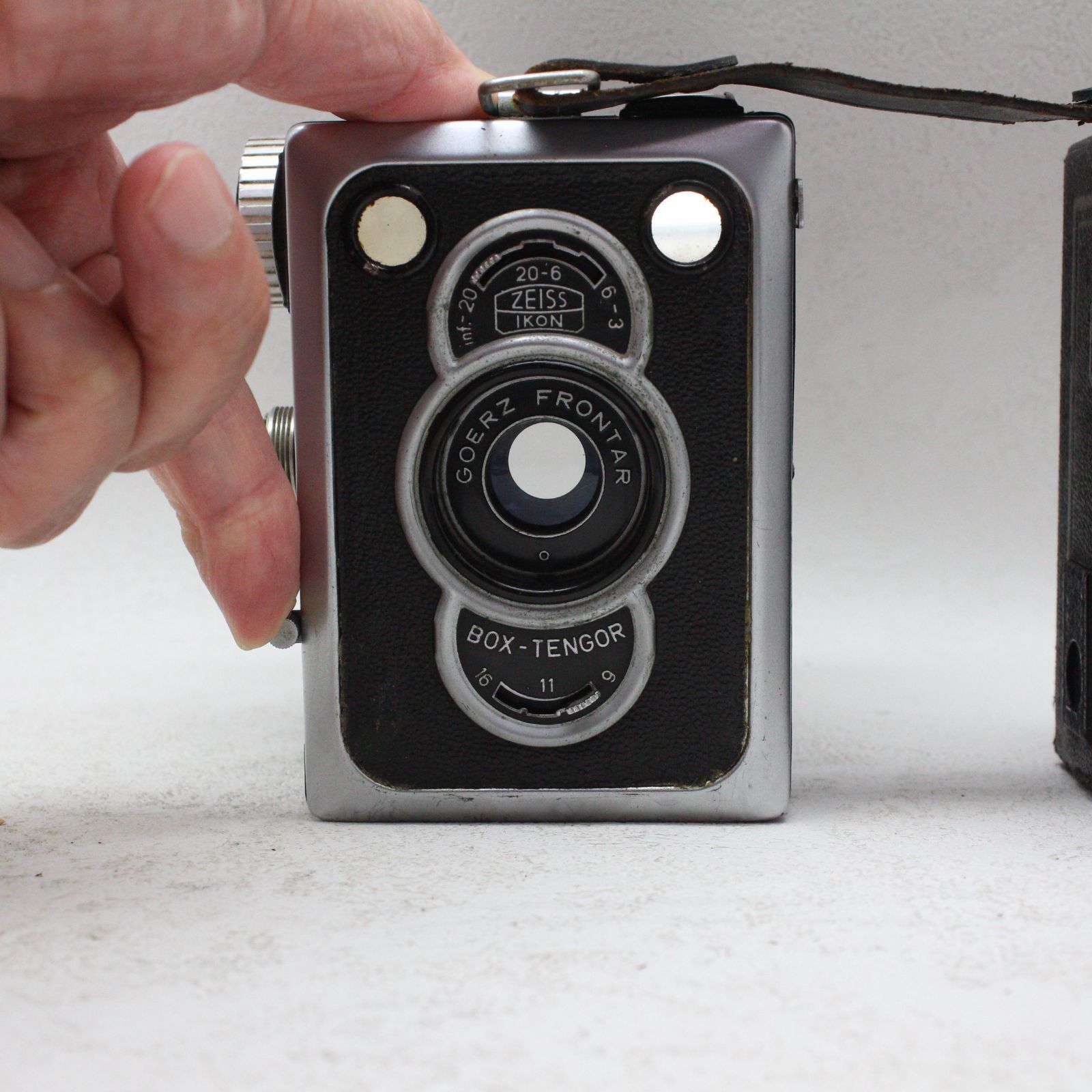 □中古 ZEISS IKON BOX-TENGOR 56/2 現状品 - メルカリ