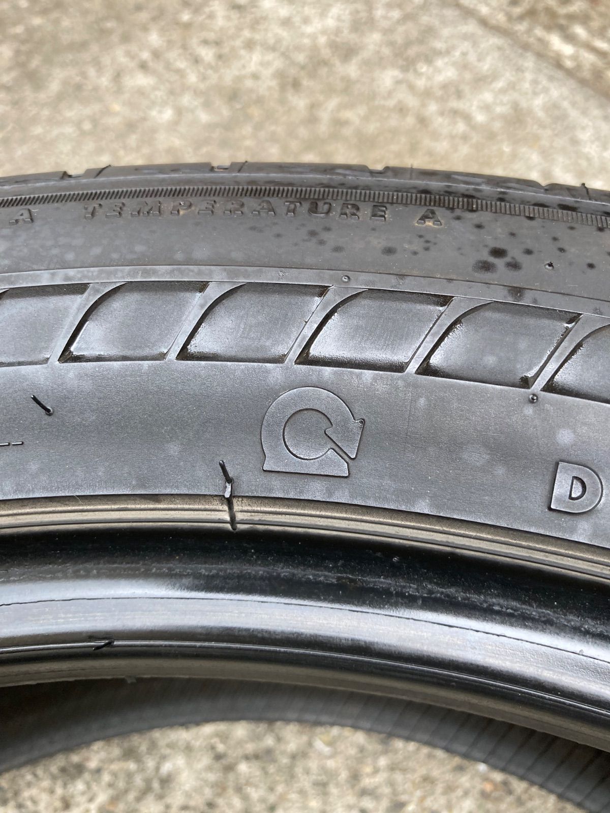 235|50R20 BRIDESTONE