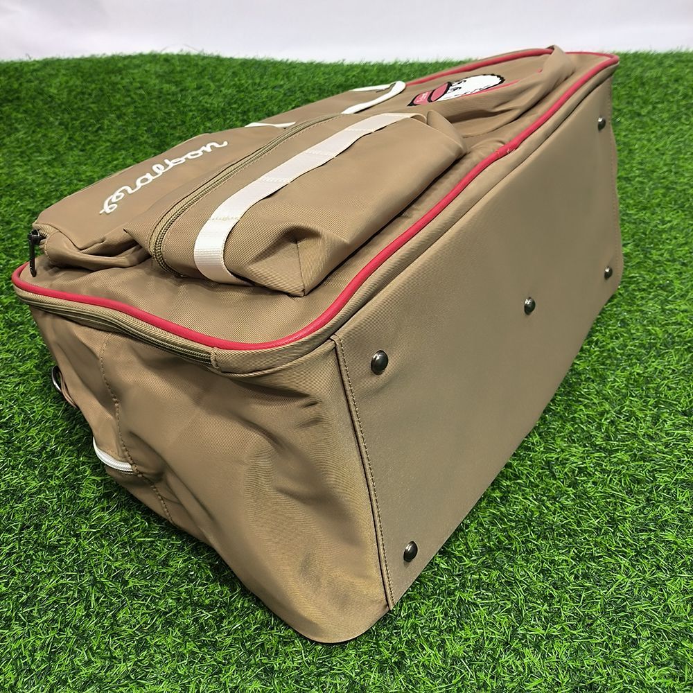 スポーツバッグ