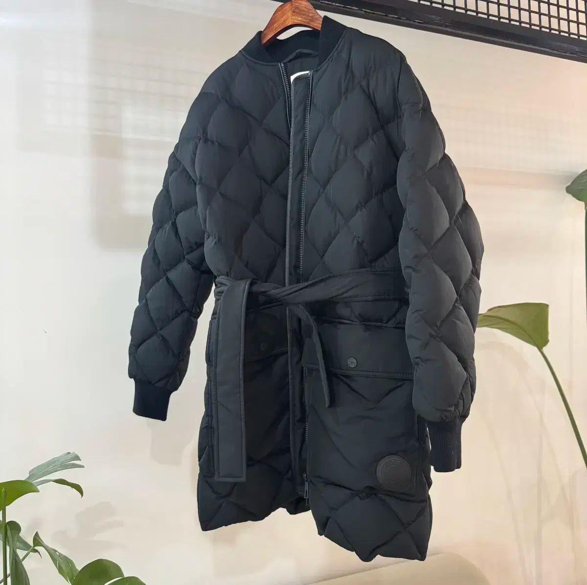 期間限定お値下げ中！ HERMÈS（エルメス）キルティング ダウンコート 黒36 HERMÈS（エルメス）キルティング ダウンコート ブラック 36