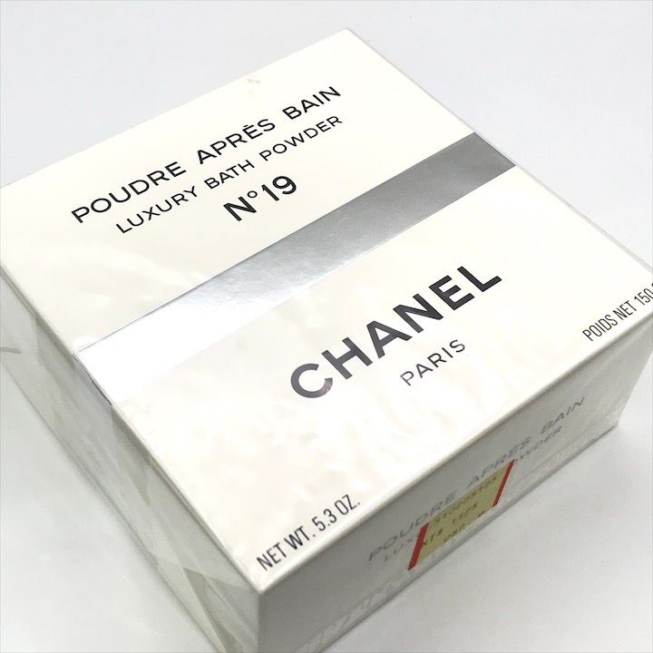 ✨ココ　プードゥル　アブレ　バン✨【バスパウダー】✨新品未使用品✨150g✨ ✨ココ プードゥル アブレ バン✨【バスパウダー】✨新品未使用