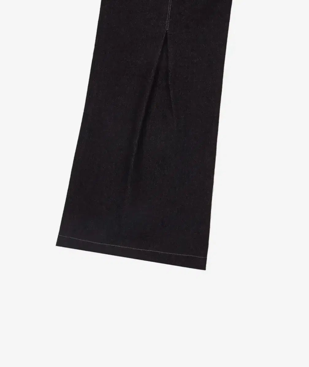 LUVISTRUE(ラブイズトゥルー) CH TUCK BOOTSCUT PANTS ( BLACK
