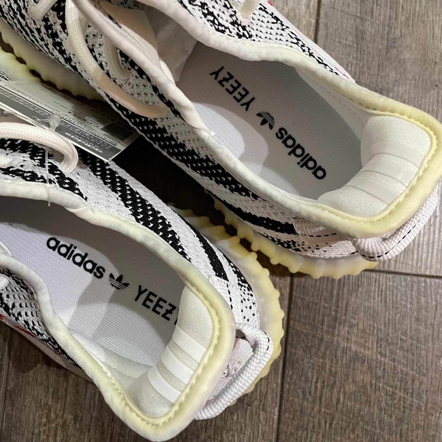国内正規 新品 adidas KANYE WEST YEEZY BOOST 350 V2 Zebra CP9654 