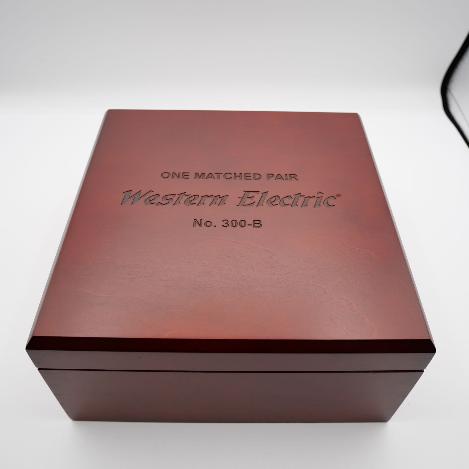ウエスタンエレクトリック WE300B 最新復刻版 新品 未使用ペア 木箱入 Western Electric - WE300B/1本・シングル真空管（木箱なし