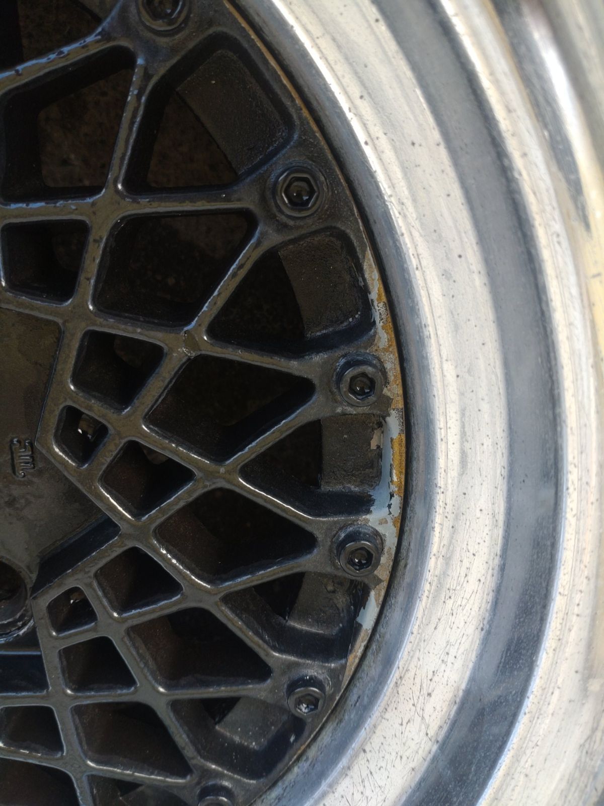 メッシュ 14インチ