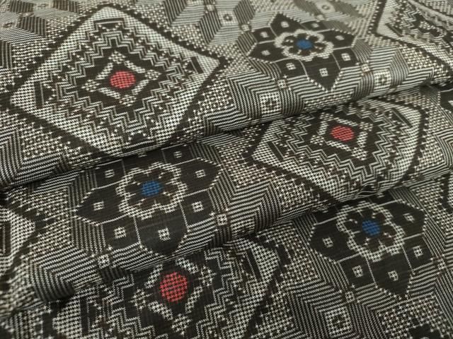 平和屋着物○本場大島紬 龍郷絣 本場大島紬 花菱文 正絹 逸品 未使用  