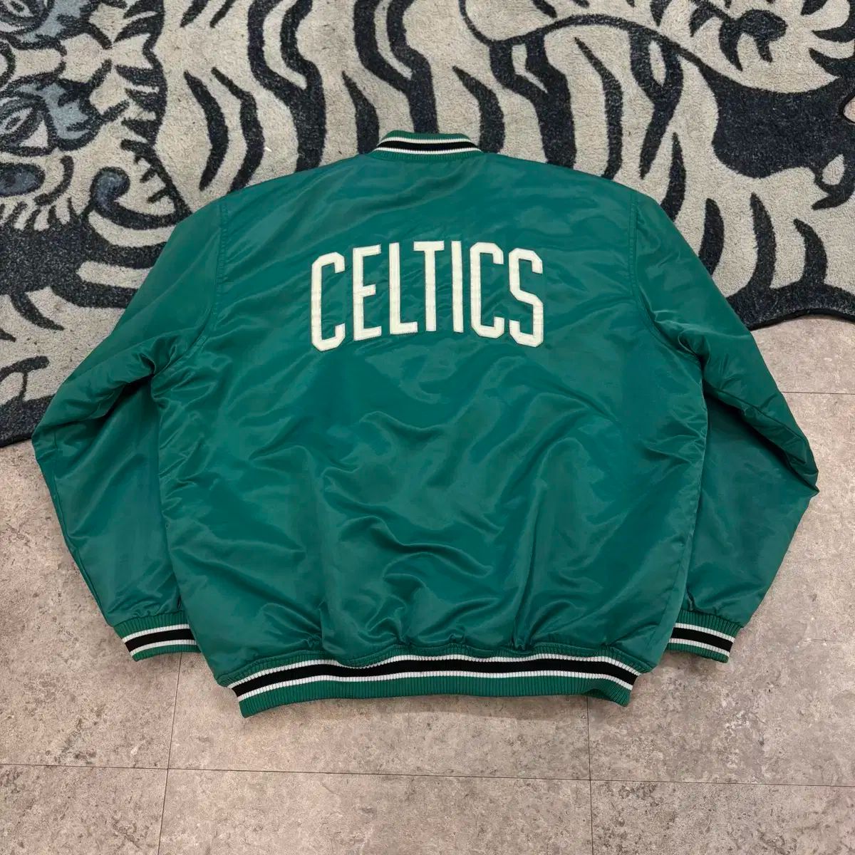 Reebok リーボック NBA ボストン セルティックス グリーン スタジアム ジャケット
