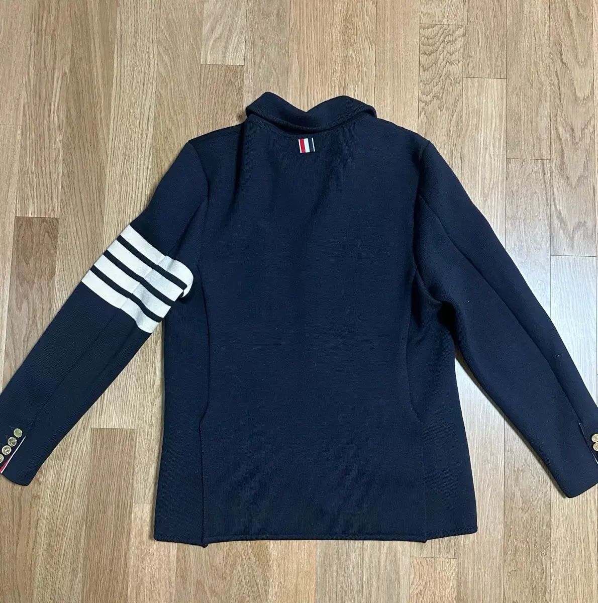 Thom Browne(トム・ブラウン) 女性用 ニット セーター ポロシャツ