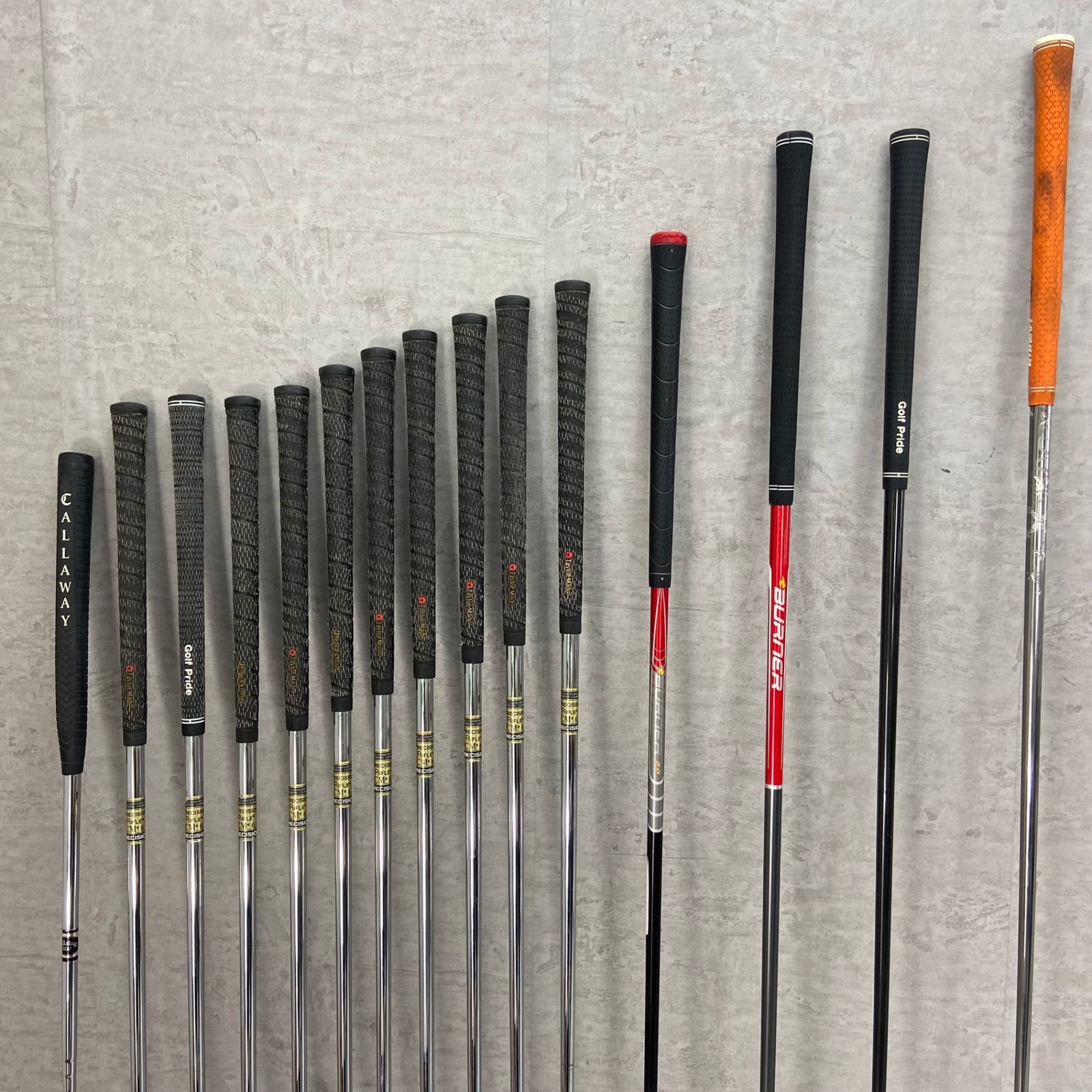 テーラーメイド　オノフ　メンズゴルフ15本セット　右利き　キャディバッグ　初心者 TaylorMade テーラーメイド ONOFF オノフ メンズゴルフ15本