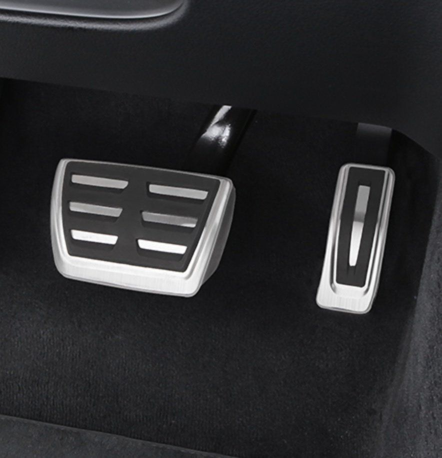 ポルシェマカン用ペダル2点セット ブレーキペダル アクセルペダル カスタムパーツ オシャレ カッコイイ 傷汚れ防止 踏みやす