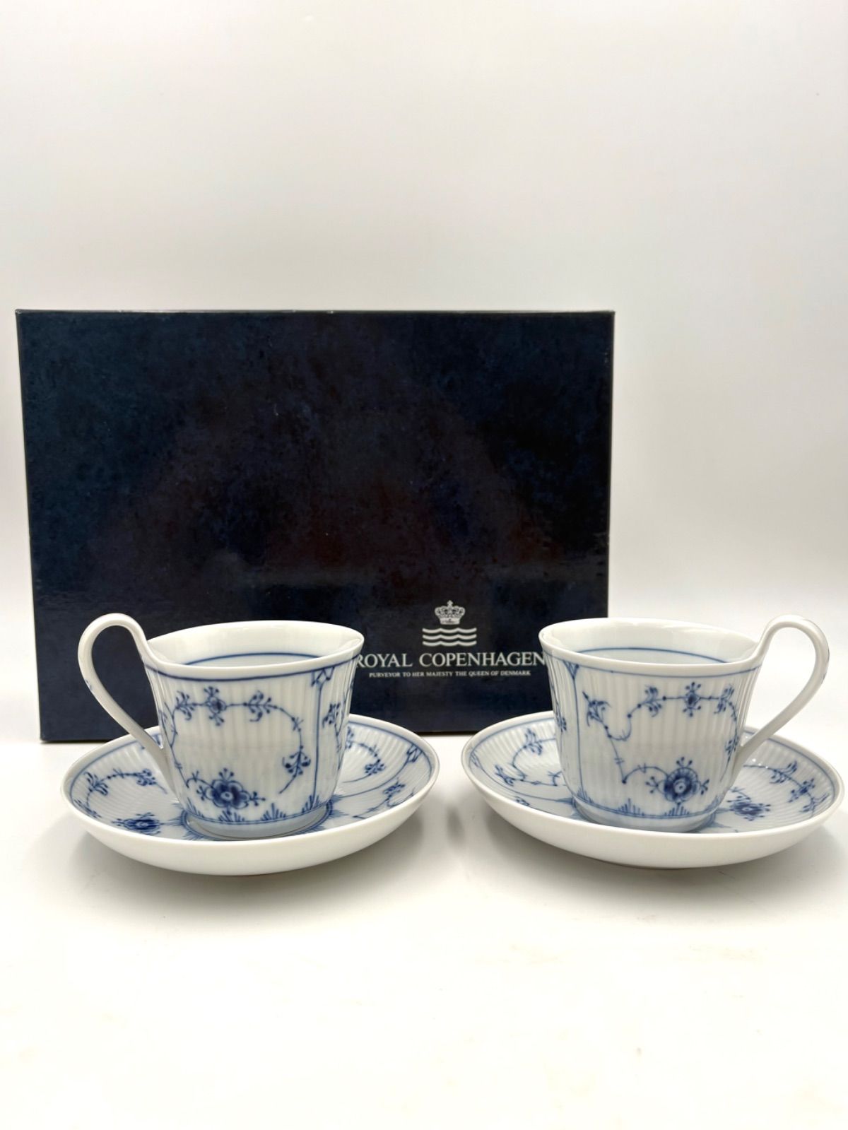ROYALCOPENHAGEN ロイヤルコペンハーゲン ブルーフルーテッド プレイン ハイハンドル カップ＆ソーサー 2客 ペア き