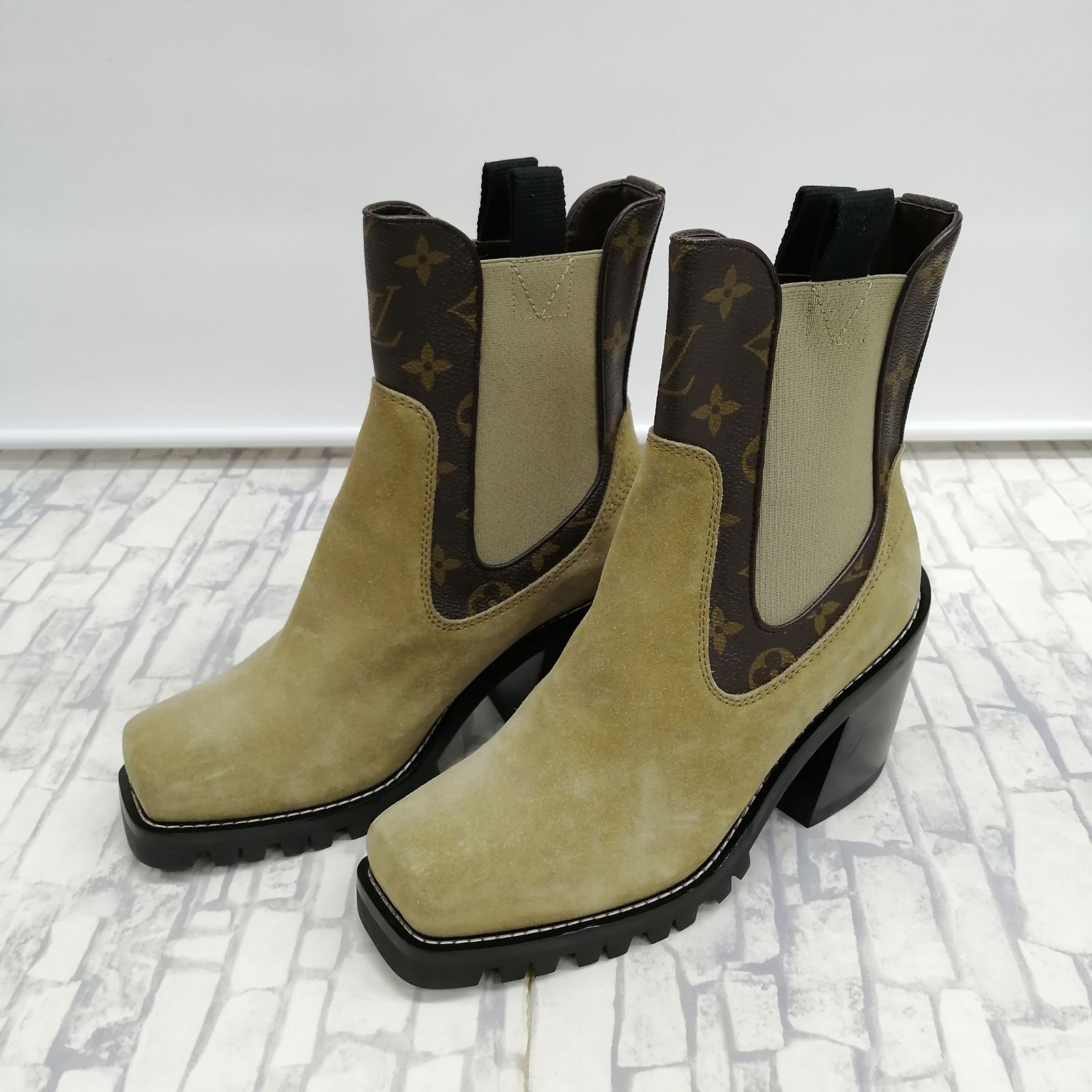 LOUIS VUITTON リミットレスライン ブーツ 38 MA1107