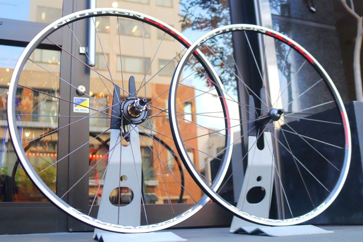 カンパニョーロ CAMPAGNOLO ニュートロンウルトラ NEUTRON ULTRA