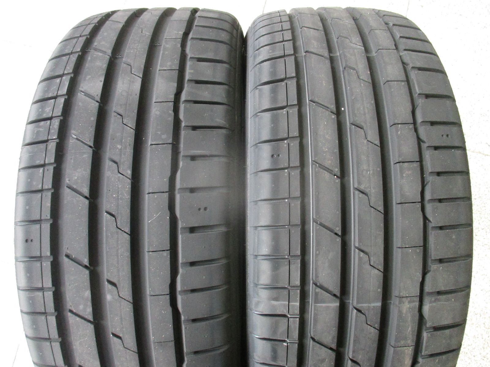 TOYO PROXES SPORT 245/35ZR19 19インチ 夏タイヤ 4本 21年製 audi/A4/A4アバント/RS8/TT/TT RSクーペ等　(MTN580KS)クレジットカード QRコード決済可能 TOYO PROXES SPORT 245/35ZR19 19インチ 夏タイヤ 4本 21年製 audi/A4