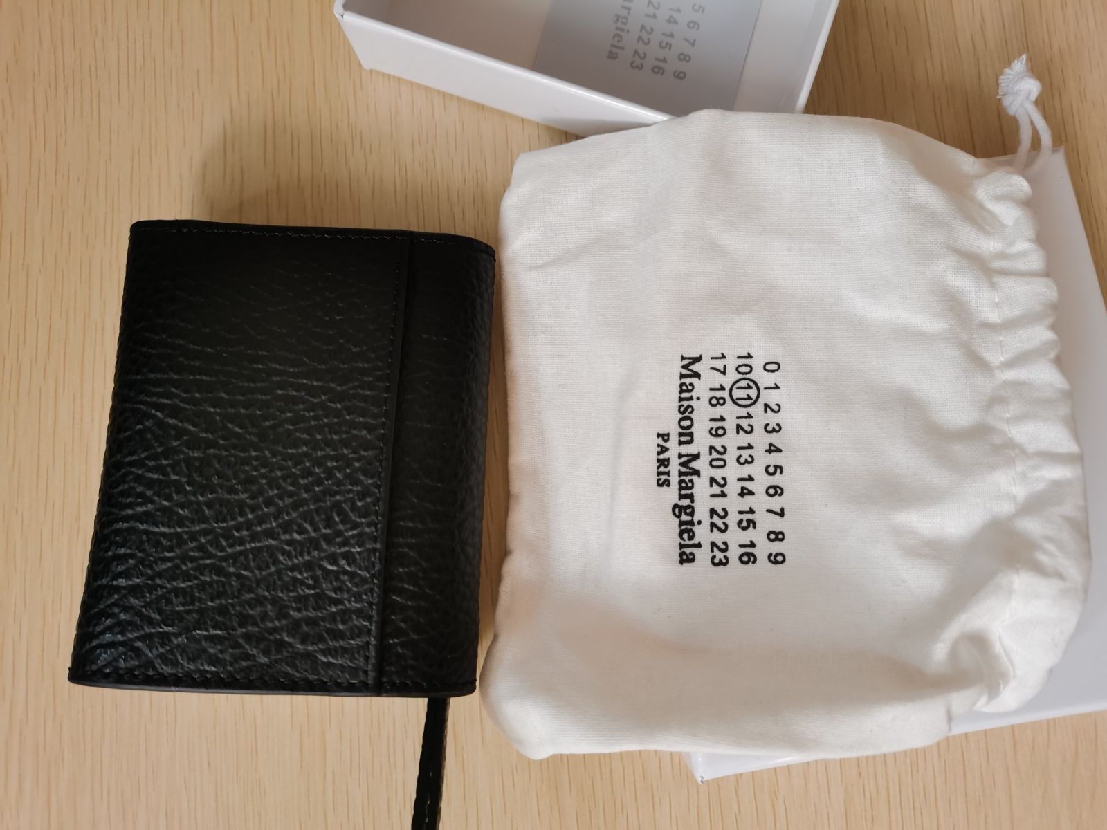 MaisonMargielaマルジェラ 三つ折り財布 グレインレザー Maison Margiela メゾンマルジェラ グレインレザー 三つ折り
