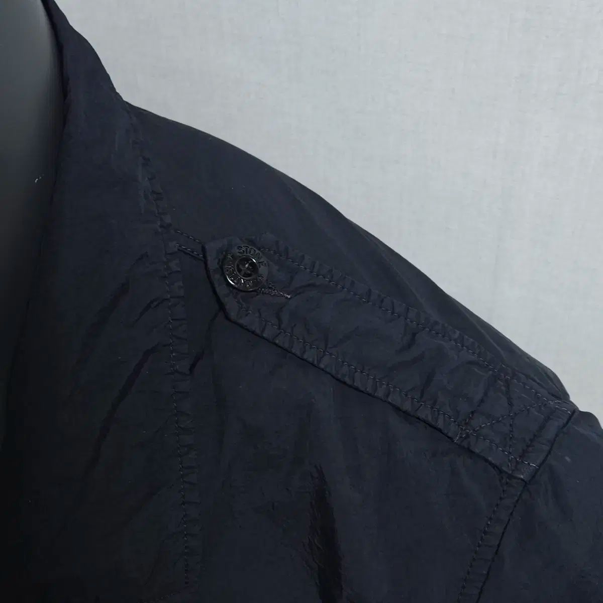 ストーンアイランド