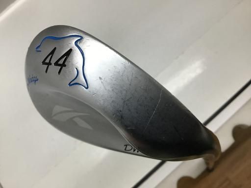 Dolphin Wedge