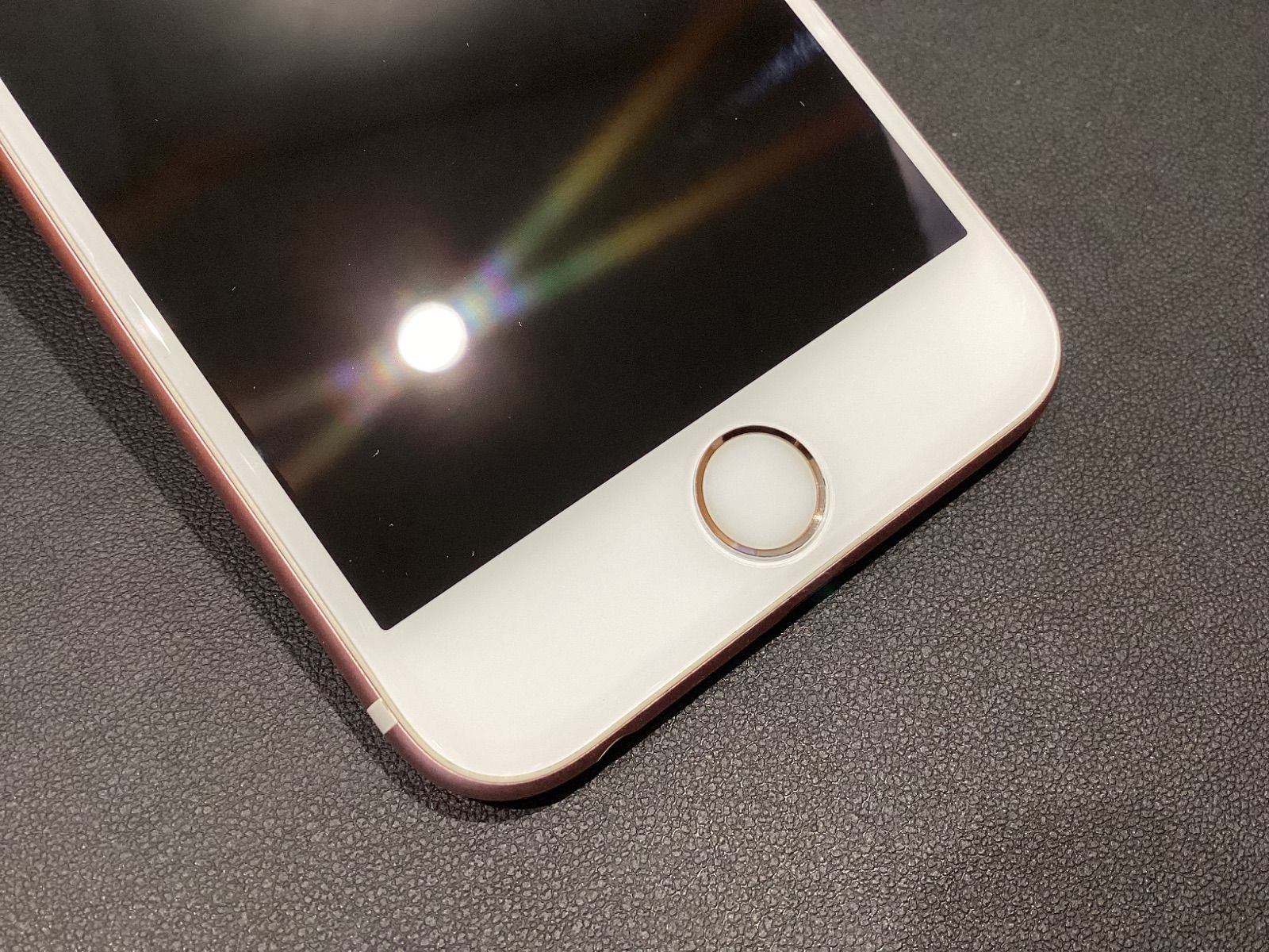 ゴロゴロ先生（iPhone本体） iPhone 16e / iPhone 14 / iPhone 13 / 13 Pro フルカバー