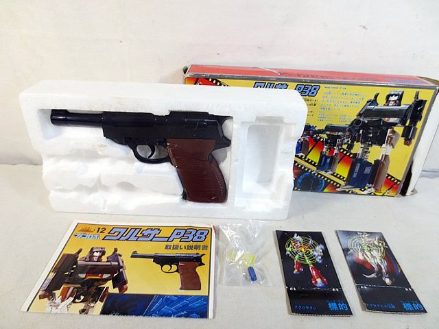 Takara Tomy - 美品　タカラ ミクロチェンジシリーズ ミクロマン ガンロボ ワルサーP38 美品 タカラ ミクロチェンジシリーズ ミクロマン ガンロボ