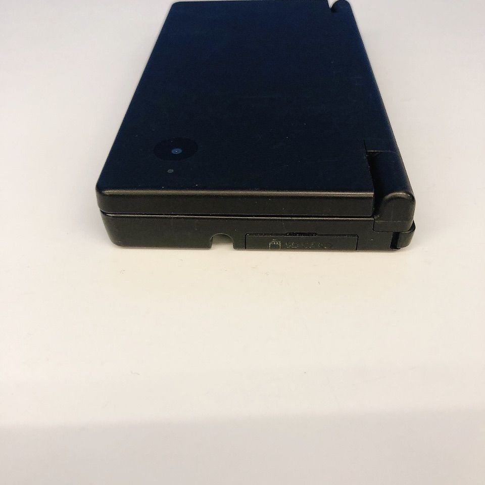 ジャンク品】【通電確認済・動作未確認】ニンテンドーDSi 本体