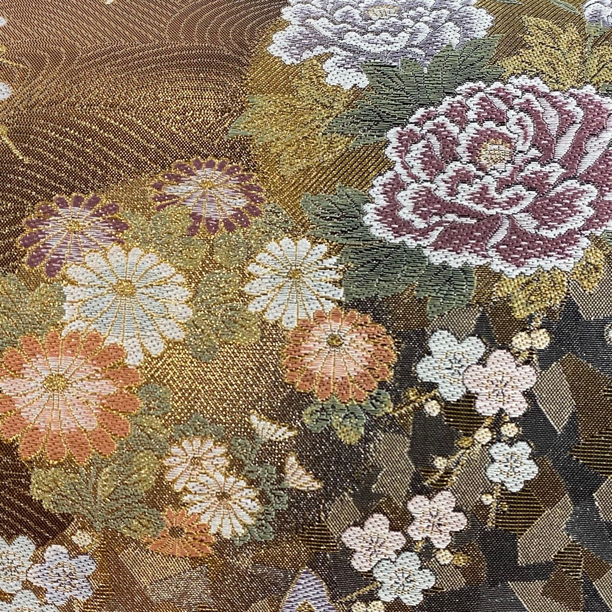 袋帯 秀品 草花 蝶 金銀糸 箔 金色 六通 正絹