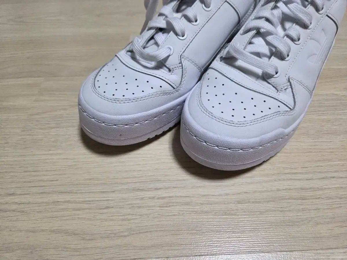 アディダス フォーラム