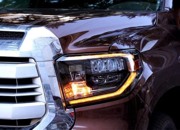 タンドラ ヘッドライトユニット