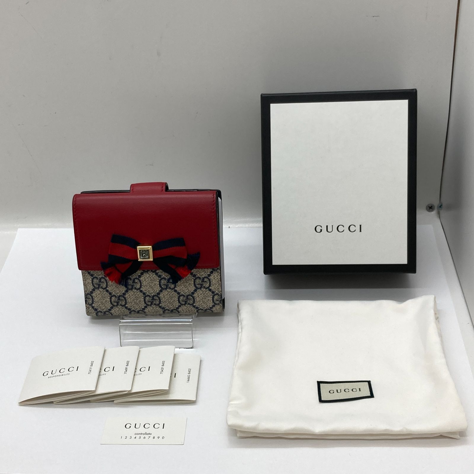 06m0876 GUCCI グッチ GGスプリーム ウェビングライン Wホック 二