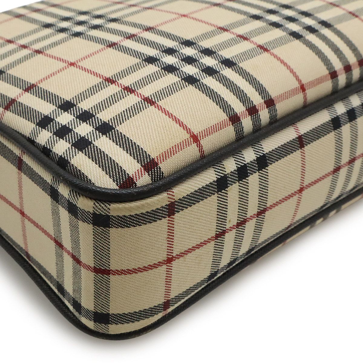 ☆BURBERRY バーバリー セミショルダーバッグ ノバチェック 型押しレザー BURBERRY バーバリー ノバチェック チェック柄 ショルダーバッグ