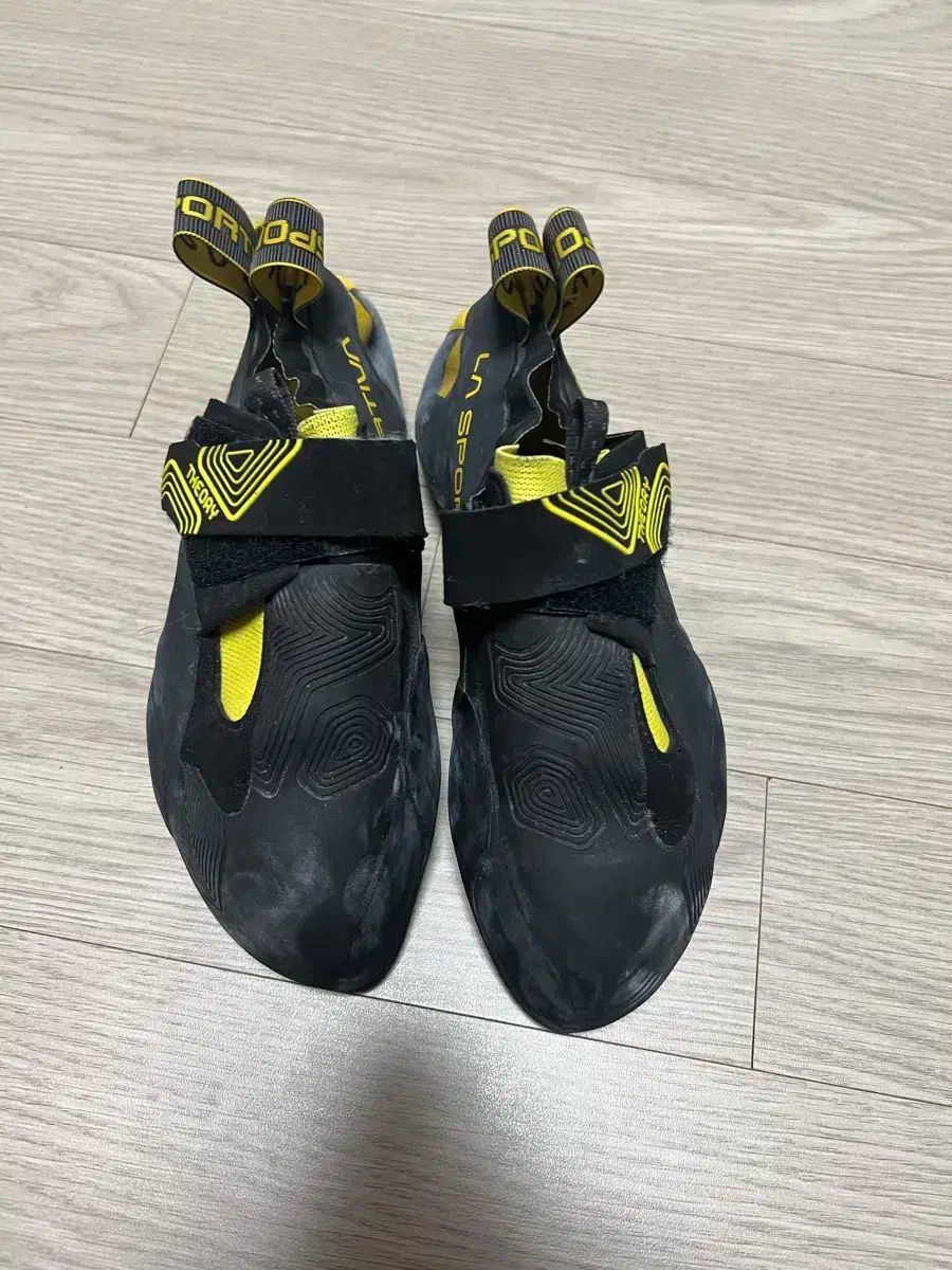 登山 クライミングシューズ
