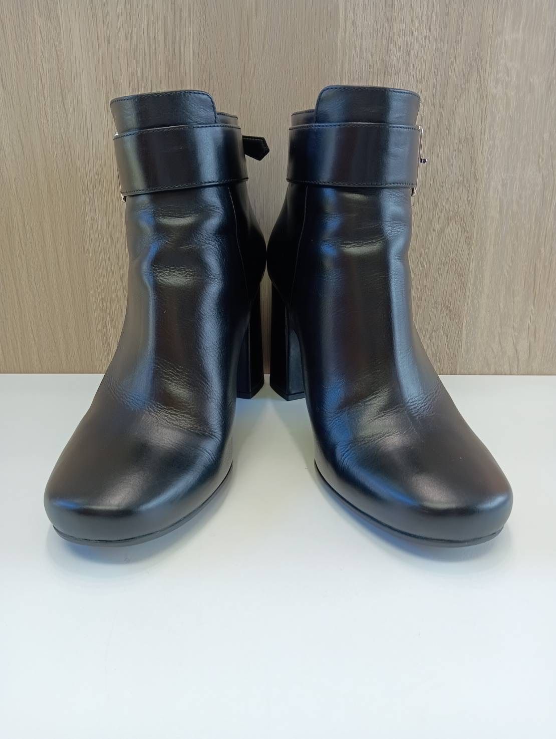 品 PRADA プラダ ブラックレザーブーツ ショートブーツ 現状品 サイズ38