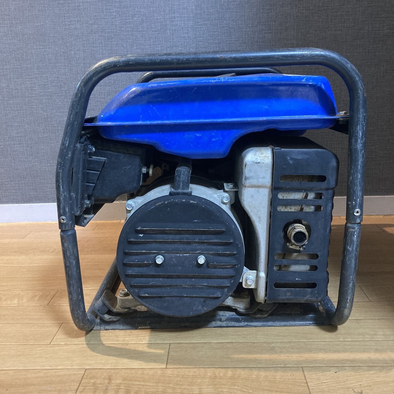 Yamaha EF23H 発電機 ジャンク Yahoo!オークション - ジャンク YAMAHA ヤマハ 発電機 EF23H