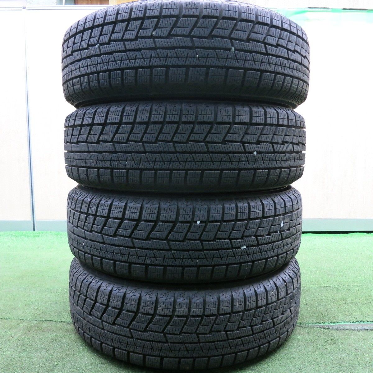 175/65R14スタッドレスバリ溝‼︎22年製造