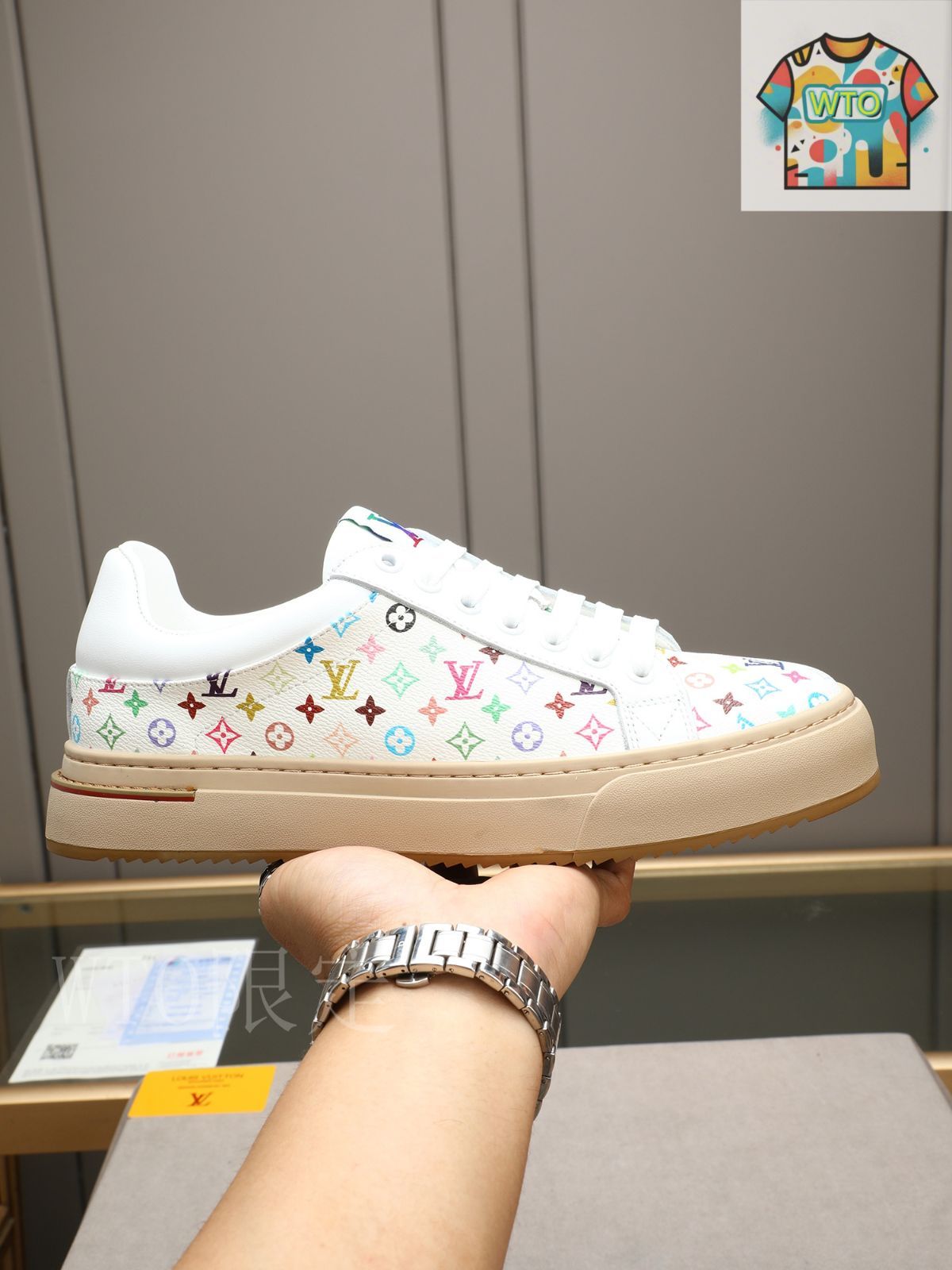 ルイヴィトンの靴 LOUIS VUITTON ルイ・ヴィトン メンズ カジュアル シューズ04