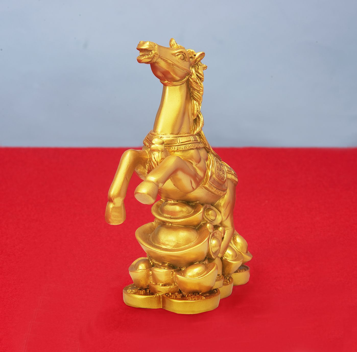 金運アップ】黄金の馬 置物 インテリア 招福 開運 金運祈願 縁起物