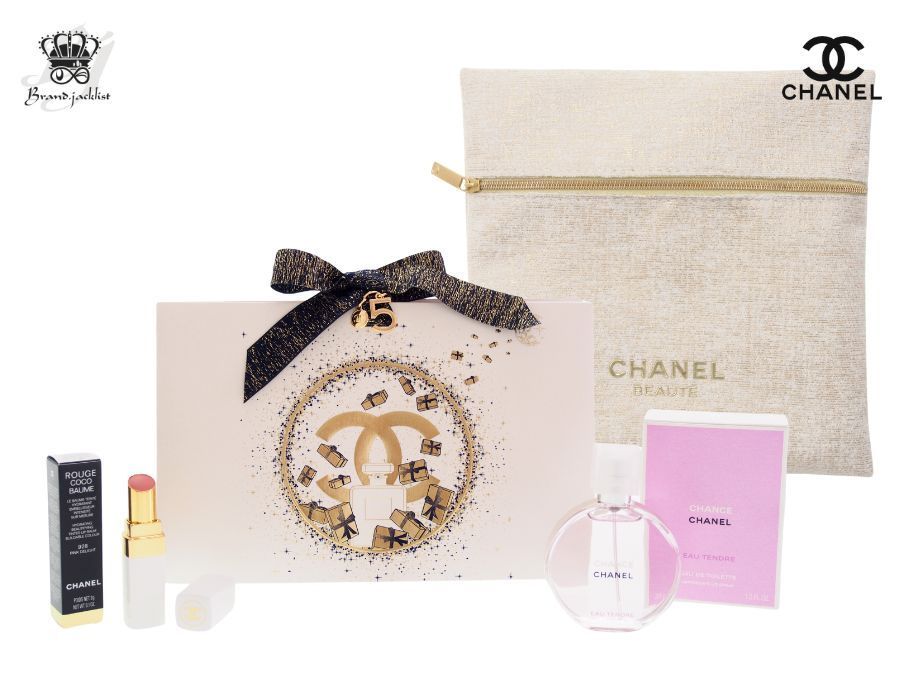 CHANELシャネル クリスマスコフレ 2024  ホリデー　ポーチ CHANELシャネル クリスマスコフレ 2024 ホリデー ポーチ